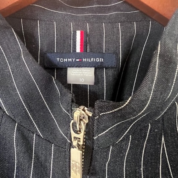 Tommy Hifliger Womens Striped Suit Striped Size 10 (Jacket) & 12 (Pants) - Picture 3 of 12